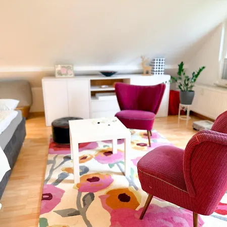 Apartman Gemuetliche Dachgeschosswohnung Mit Balkon *