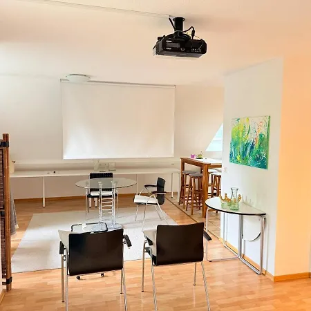 Gemuetliche Dachgeschosswohnung Mit Balkon Rosdorf (Lower-Saxony)